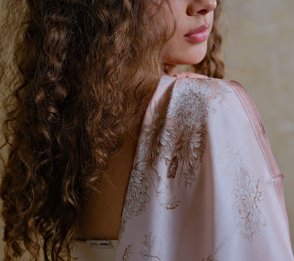 Hodvábna šatka - Ariana Grace (53x53cm)