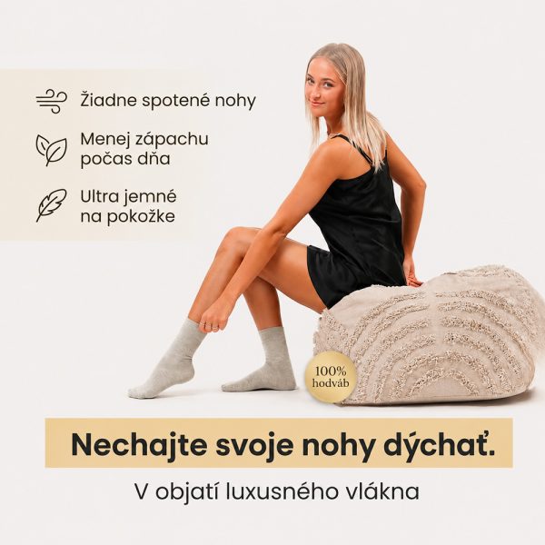 Elegantné svetlo-sivé ponožky LoveSilk z morušového hodvábu pre pocit bosých nôh