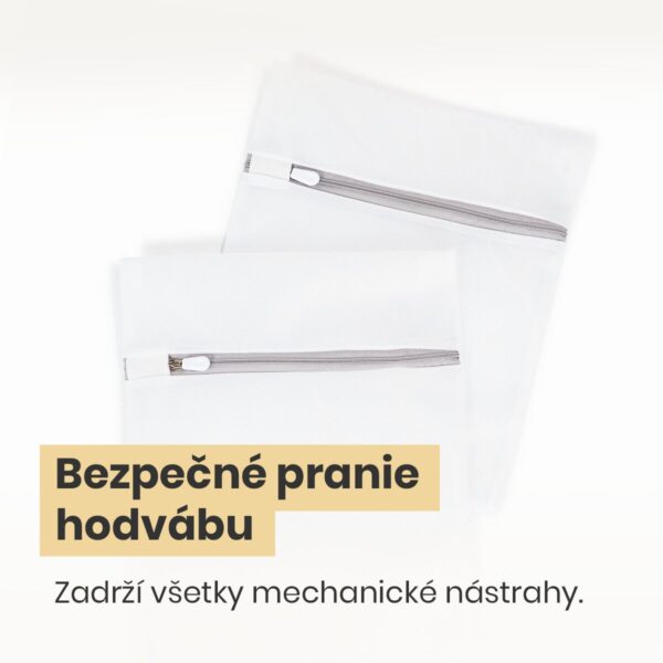Neriskujte poškodenie svojich obľúbených kúskov. Pridajte si ochranné pracie vrecko do košíka a doprajte svojmu hodvábu bezpečnú starostlivosť, ktorú si zaslúži.